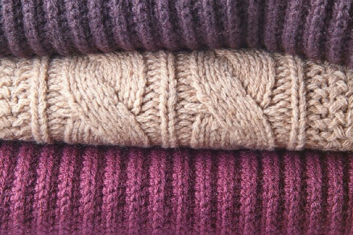 Lavare i maglioni di lana senza rovinarli: il passaggio segreto per tenerli morbidissimi