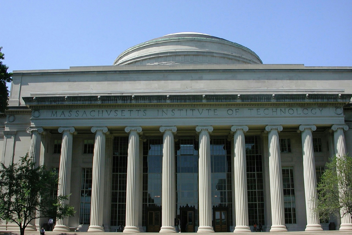 MIT: gli algoritmi ora possono svolgere l’11,7% dei lavori negli Stati Uniti, ecco quanto vale
